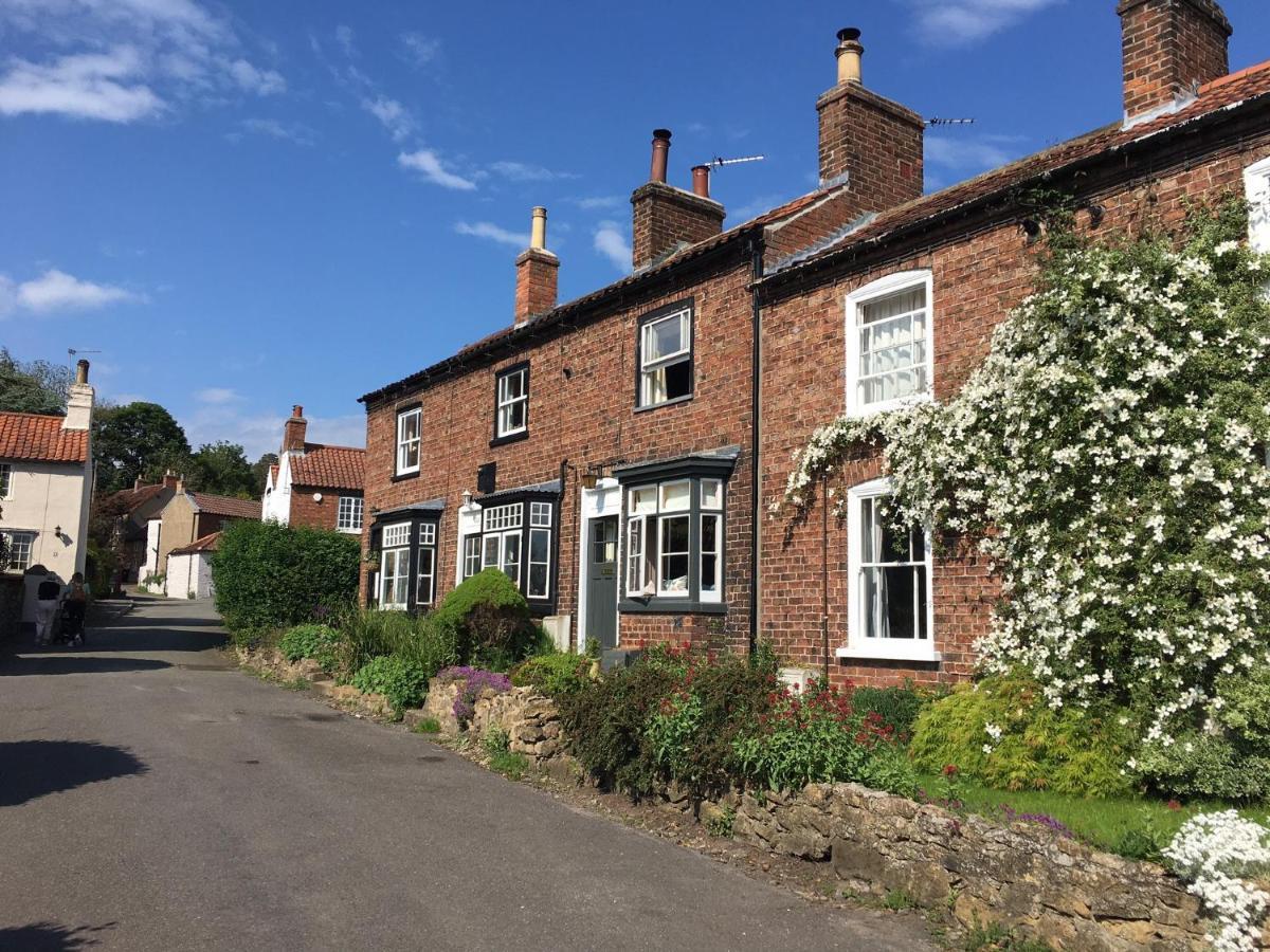 Cosy Lincs Wolds Cottage In Picturesque Tealby Exterior photo