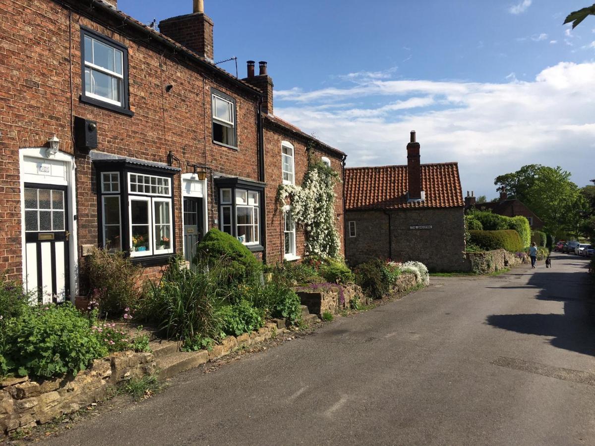 Cosy Lincs Wolds Cottage In Picturesque Tealby Exterior photo